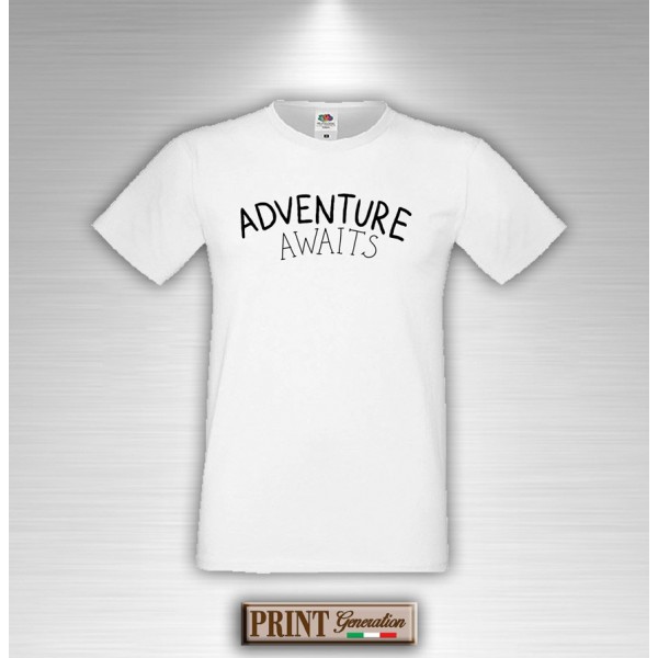 T-Shirt - ADVENTURE AWAITS