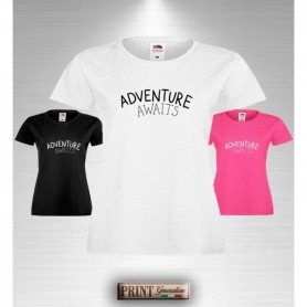 T-Shirt Donna - ADVENTURE AWAITS